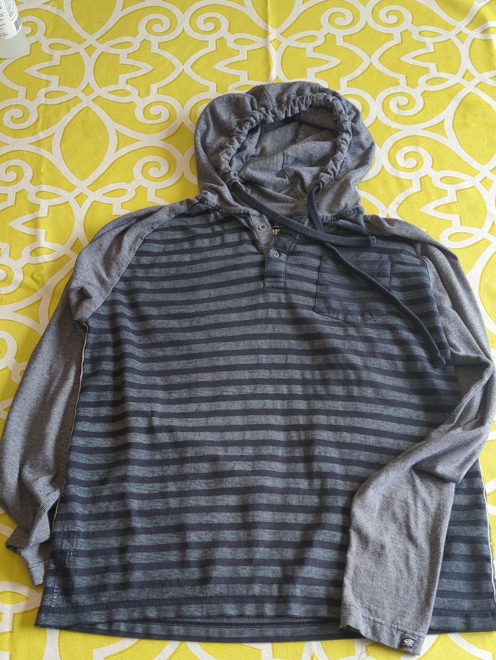Point Zero Men's Gray & Charcoal Striped Hooded Pullover